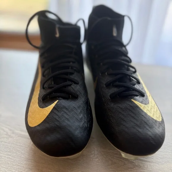 Nike Mercurial Superfly 10
Academy Custom High-Top Soccer Cleats - Picture 10 of 11